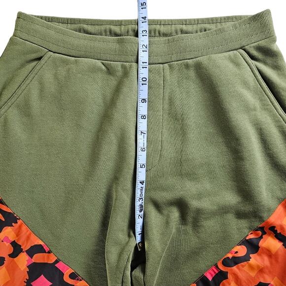 MCM Jogger Men's Size Medium Camo Sweatpants  Orange Green Made in Italy - Picture 16 of 16